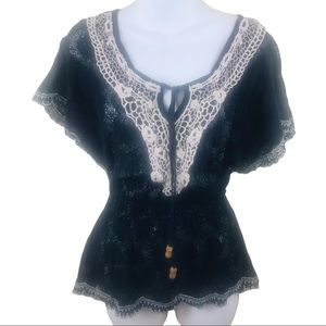 Cottagecore Pheasant Top S Black Cream Crochet Trim Scallop